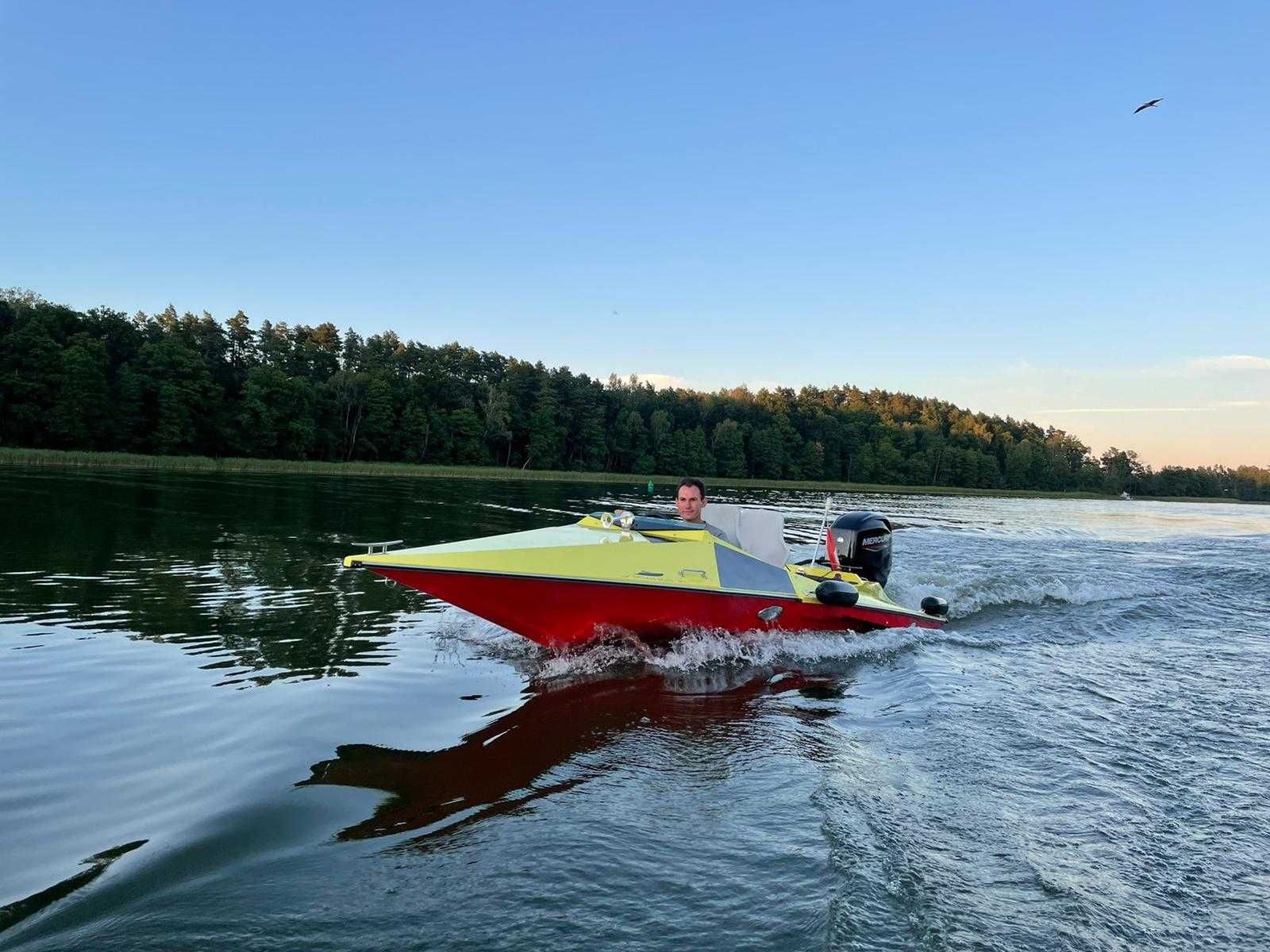 Czarter, Wynajem Łódź, Jacht motorowy, Motorówka H1 Stealth 60 KM