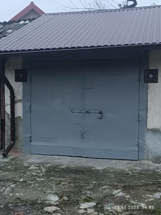 В Продажу ЧУДОВА Квартира 1/2