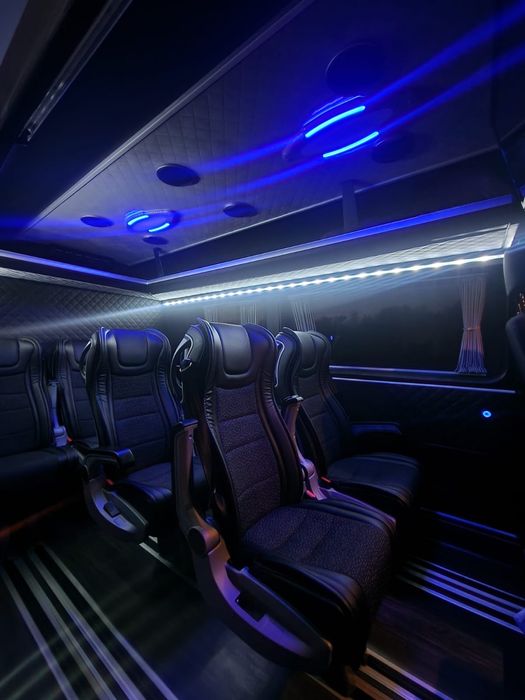 Transfery na lotnisko i przewóz osób międzynarodowy