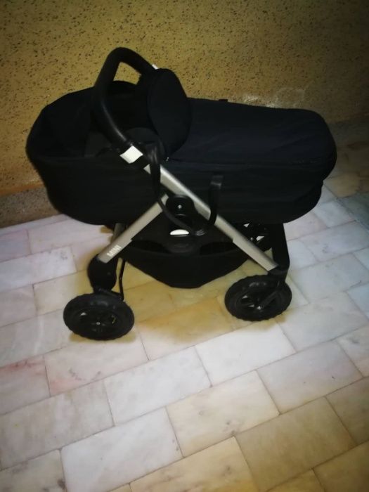 Bebé mobilidade: carrinho + alcofa + ovo, tudo topo gama