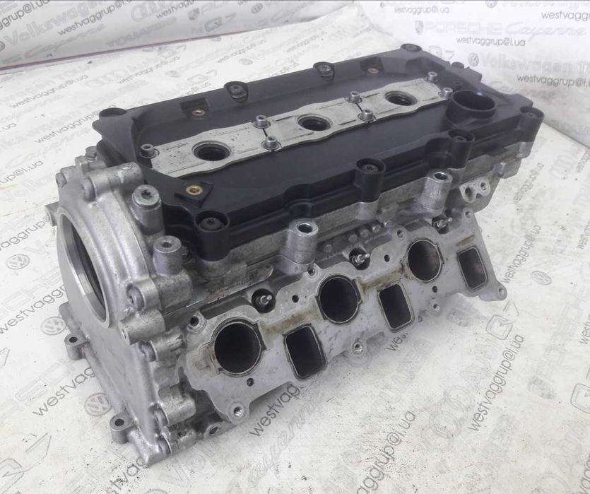 ГБЦ головка блока цилиндров ПРАВАЯ 059103266HX Audi Q7\Touareg 2003-09
