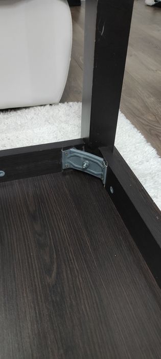 Журнальний стіл міцний якісний ножки дерево