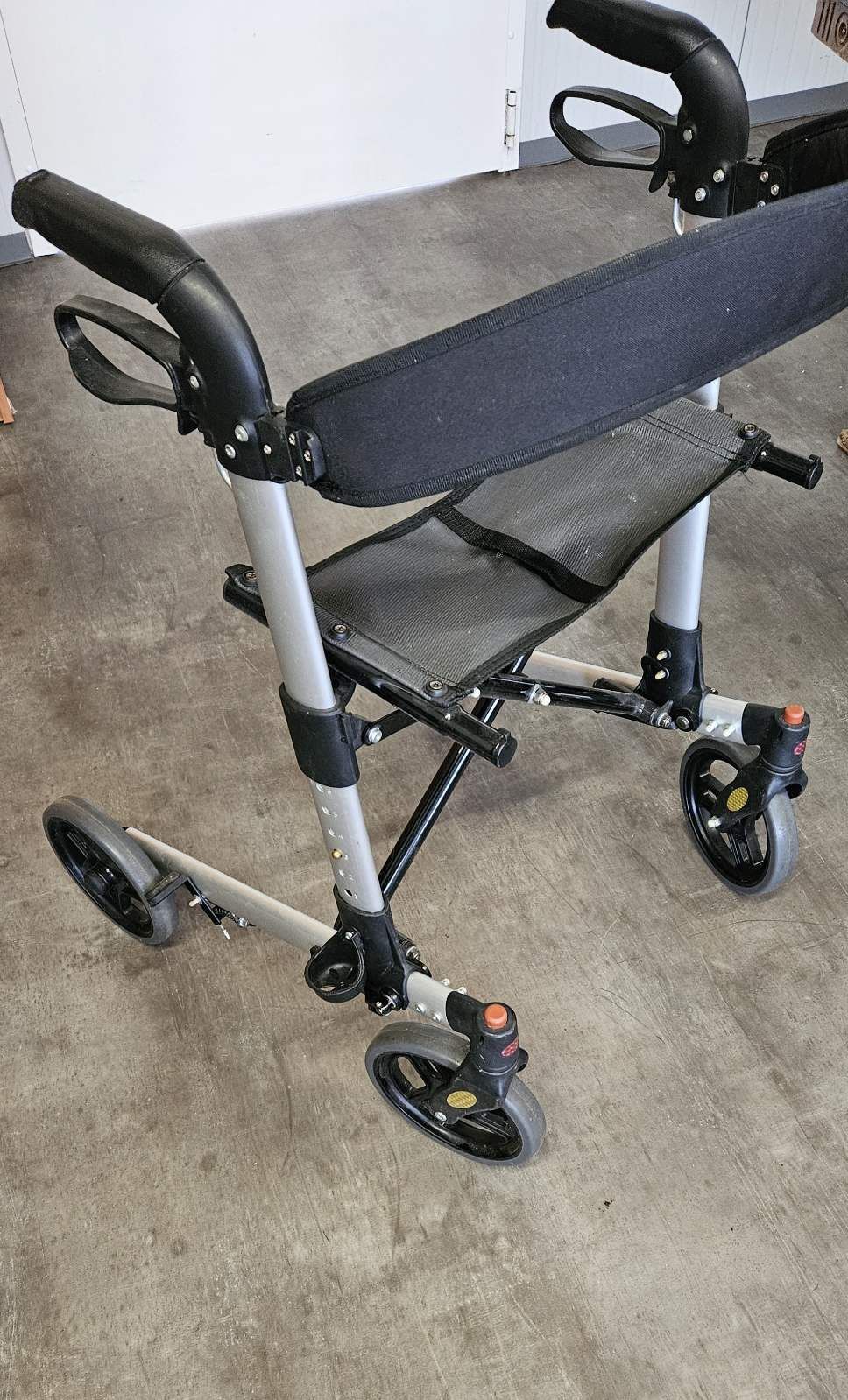 Ходунки роллатор Rollator 9269