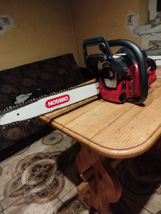 Piła spalinowa Husqvarna Jonsered