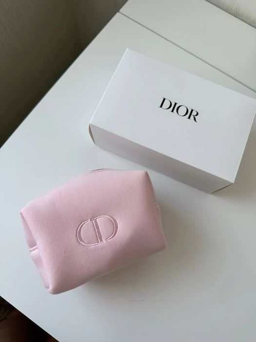 Косметичка Dior рожева