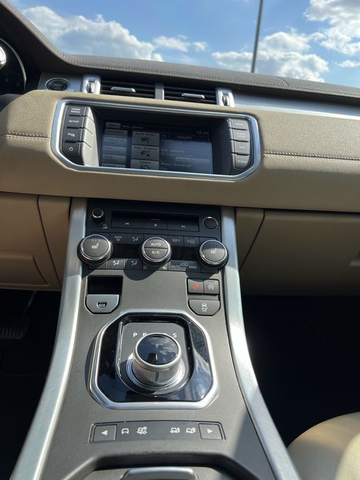 Wynajmij od 130 pln za dobę RANGE ROVER EVOQUE 4x4