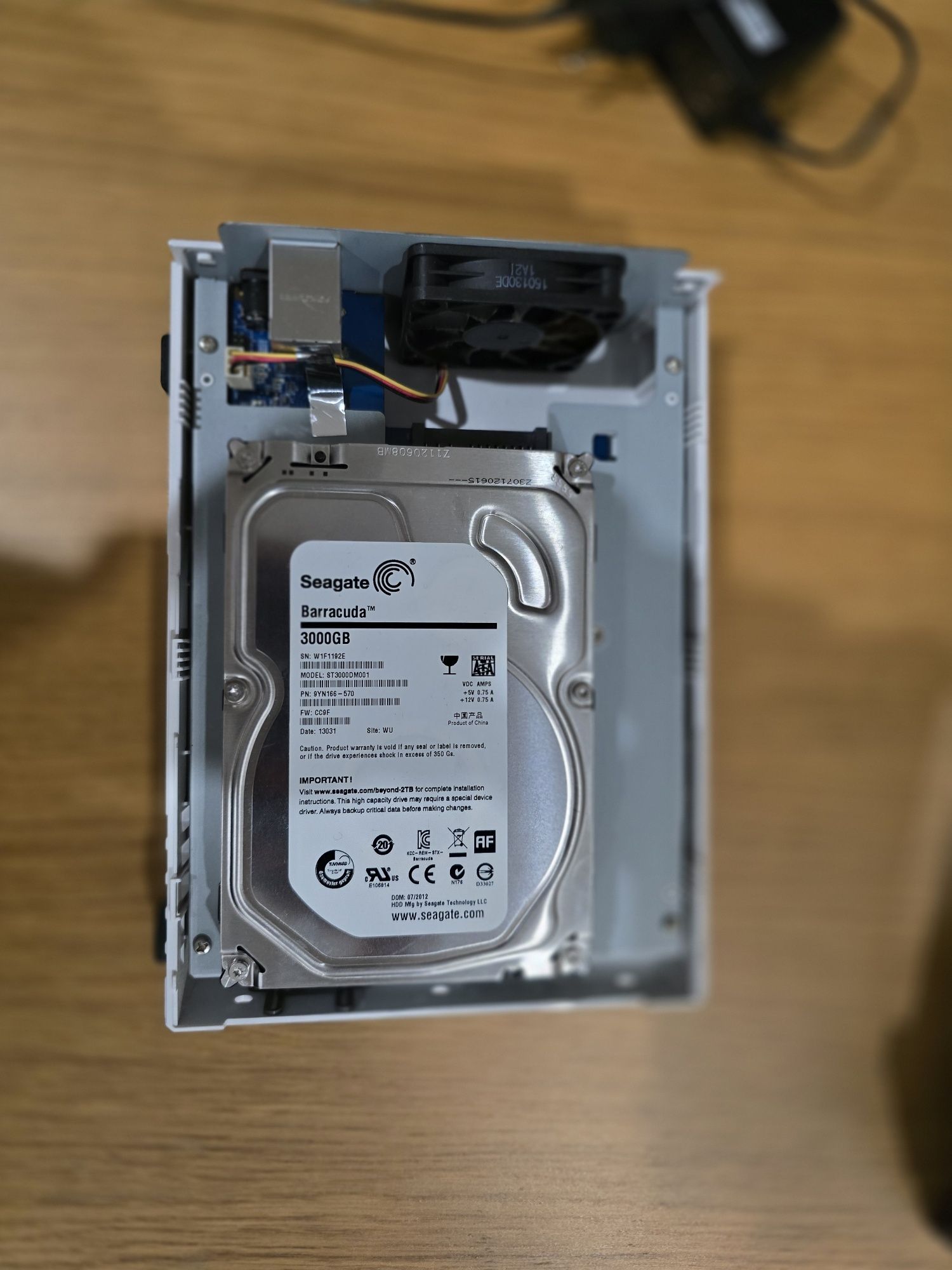 NAS Synology ds115j mais disco 3TB
