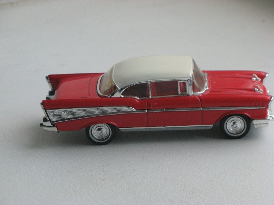 Модель Chevrolet Bel Air, Dinky, 1/43.