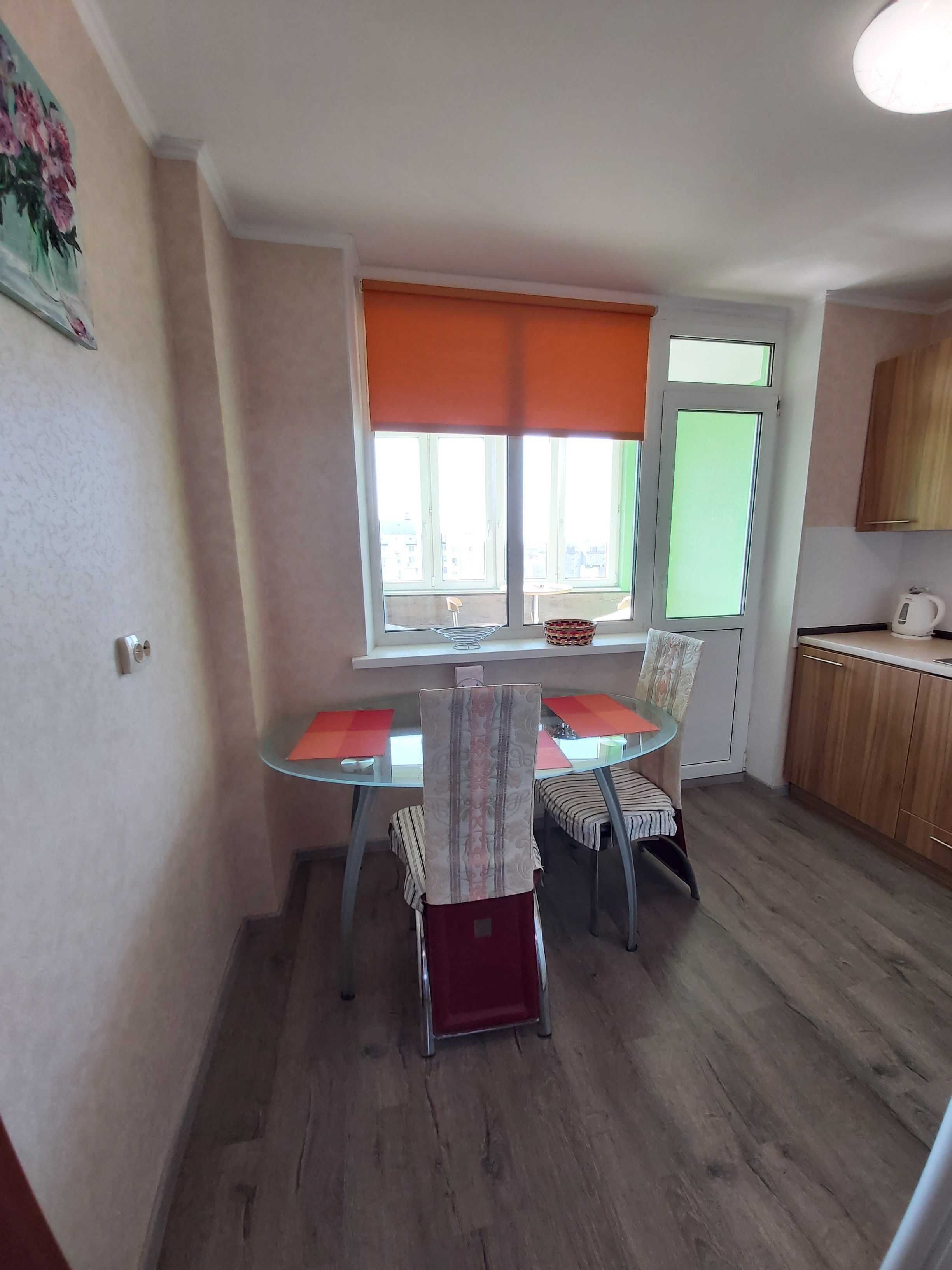 Простора 2к панорамна, сучасна після ремонту. Троєщина. Господар. 2 Простора 2к панорамна, сучасна після ремонту.  Троєщина.  Господар