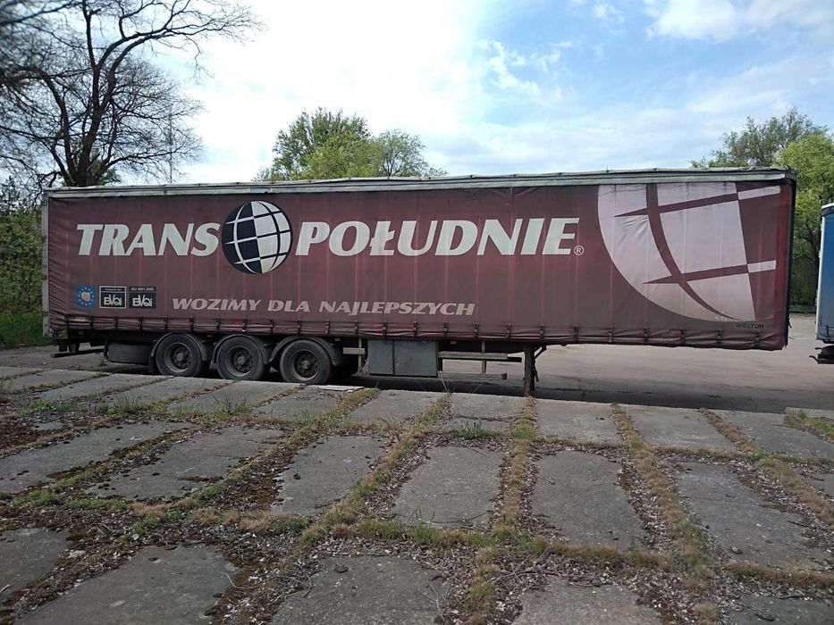 Прицеп тент на ходу