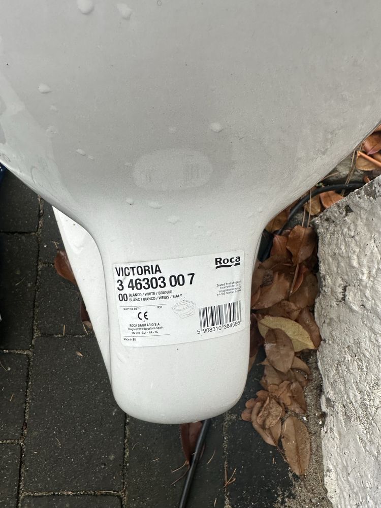 Misa WC biała Roca podwieszana z demontażu