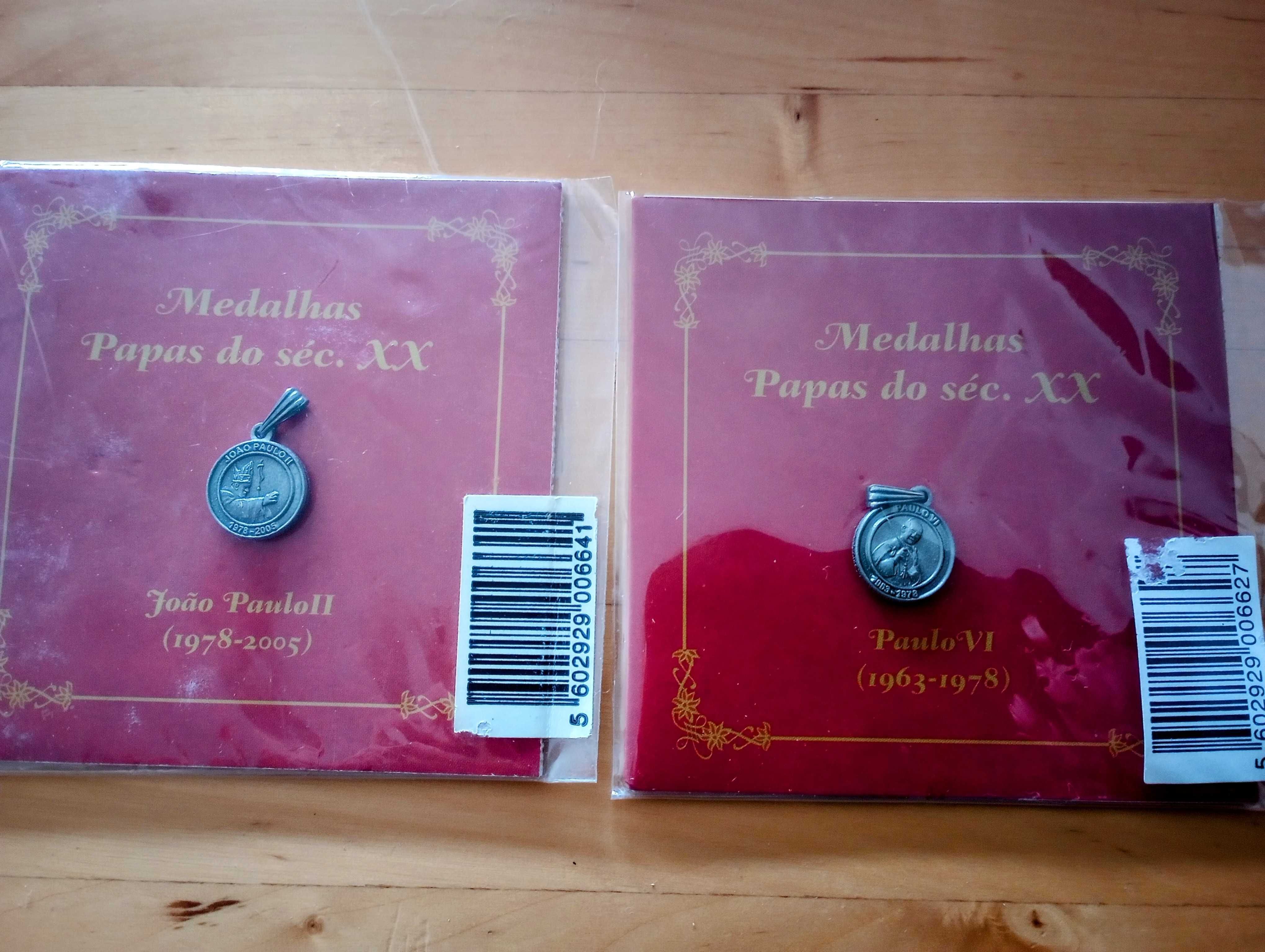 2 Medalhas da colecção Papas do seculo XX