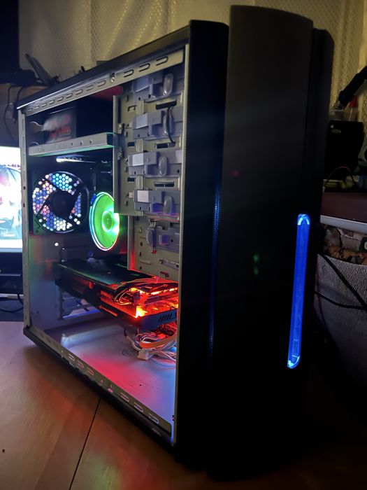 Ігровий ПК Ryzen7 2700x RX580 8GB DDR4 32RAM 3200