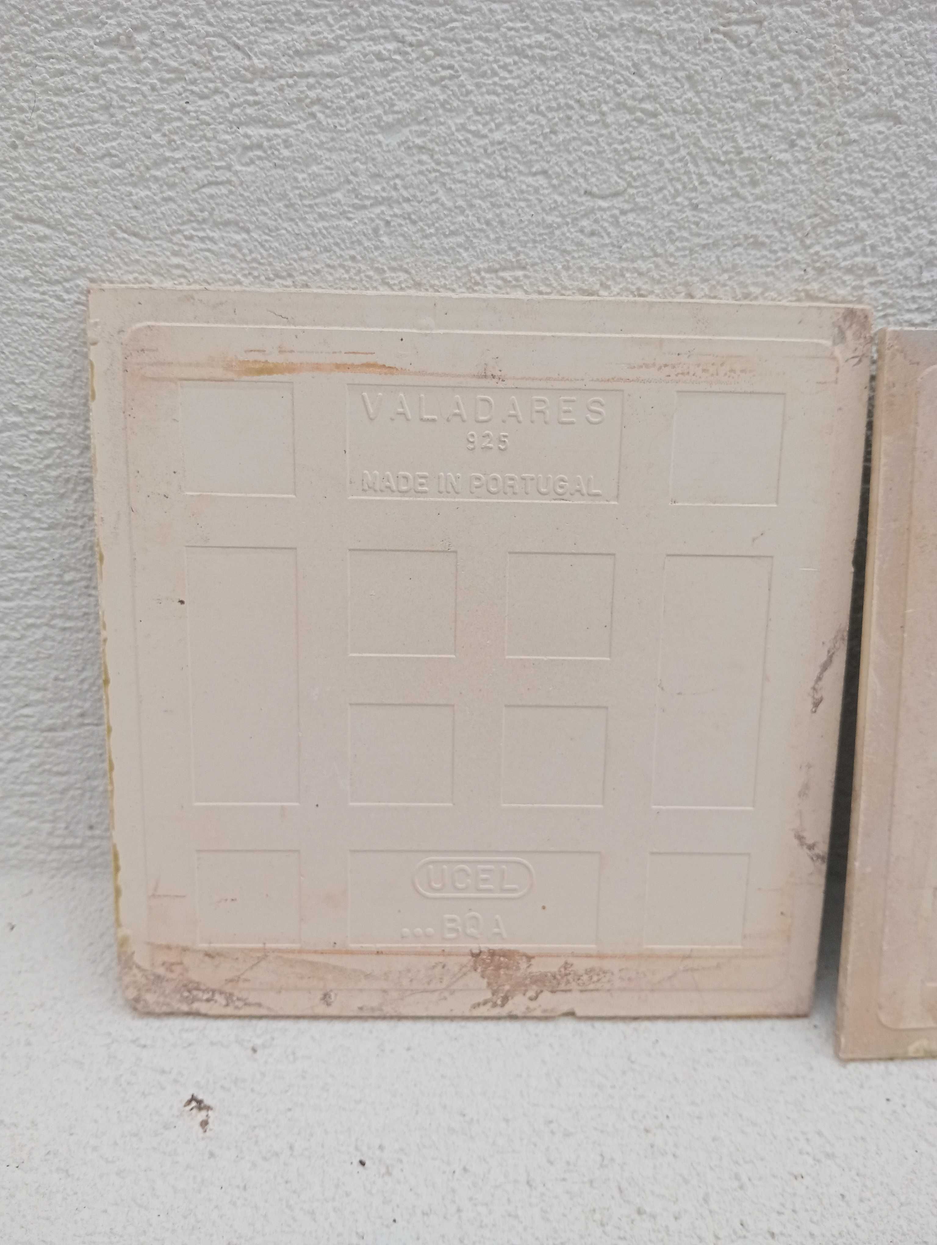 Azulejos Vintage Portugal Valadares UCEL (Anos 80) – Lote com 32 peças