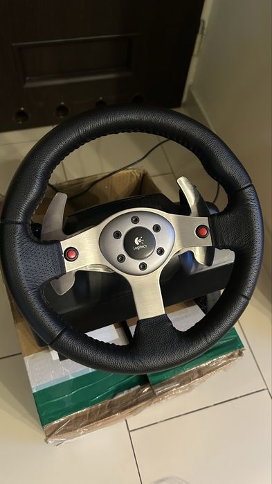 Kierownica logitech g25
