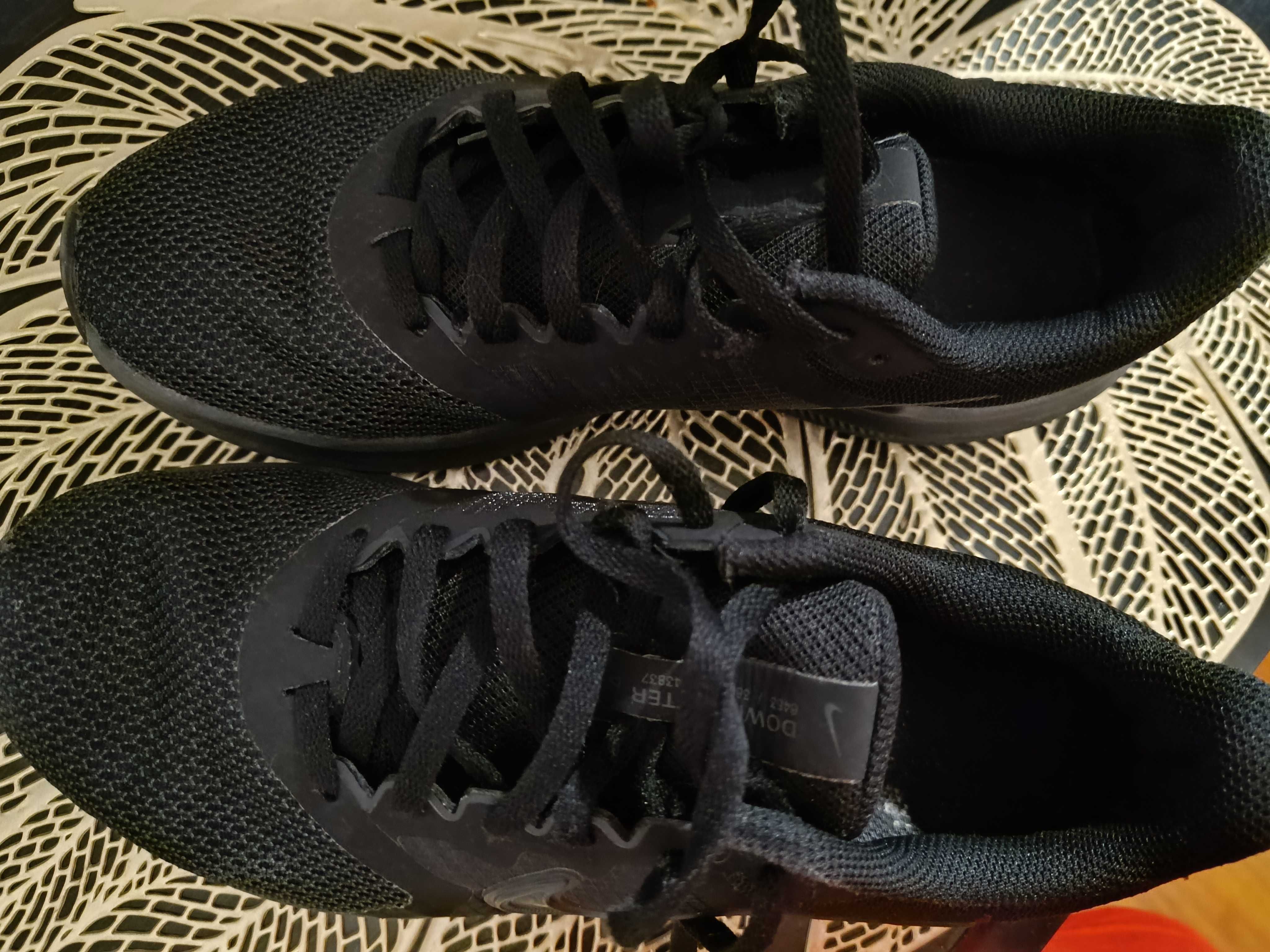 Buty Nike czarne 38