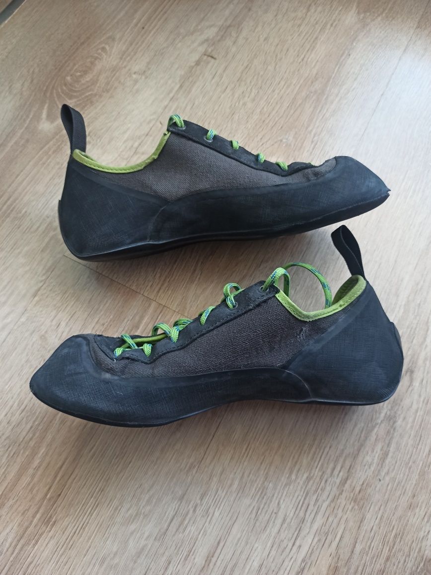 Buty wspinaczkowe, rozmiar 42