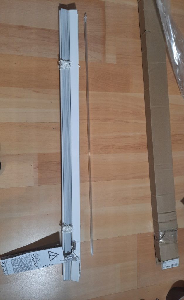 Żaluzja ścienna aluminiowa 25mm 80x130cm biała
