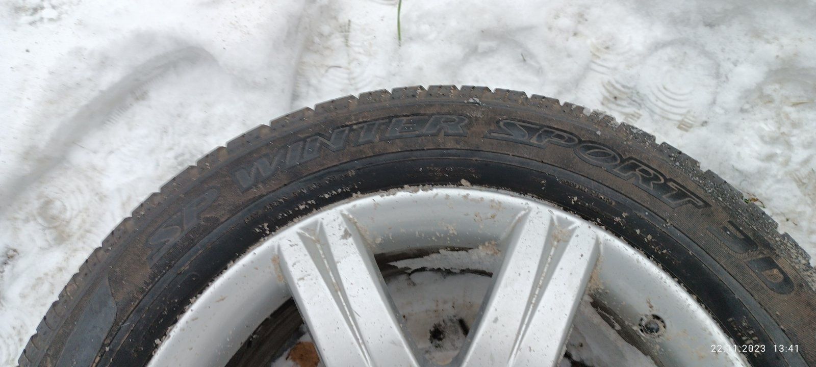 Продам комплект зимової гуми для ауді235/60 R18