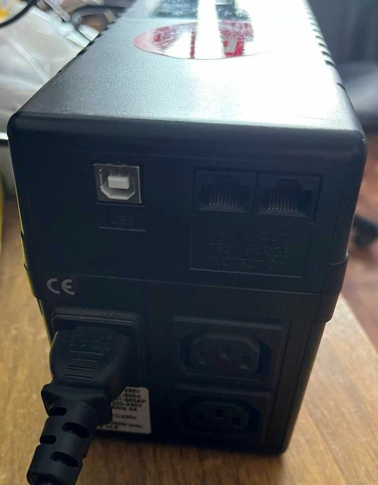 Безперебійник ДБЖ ИБП УПС Powercom