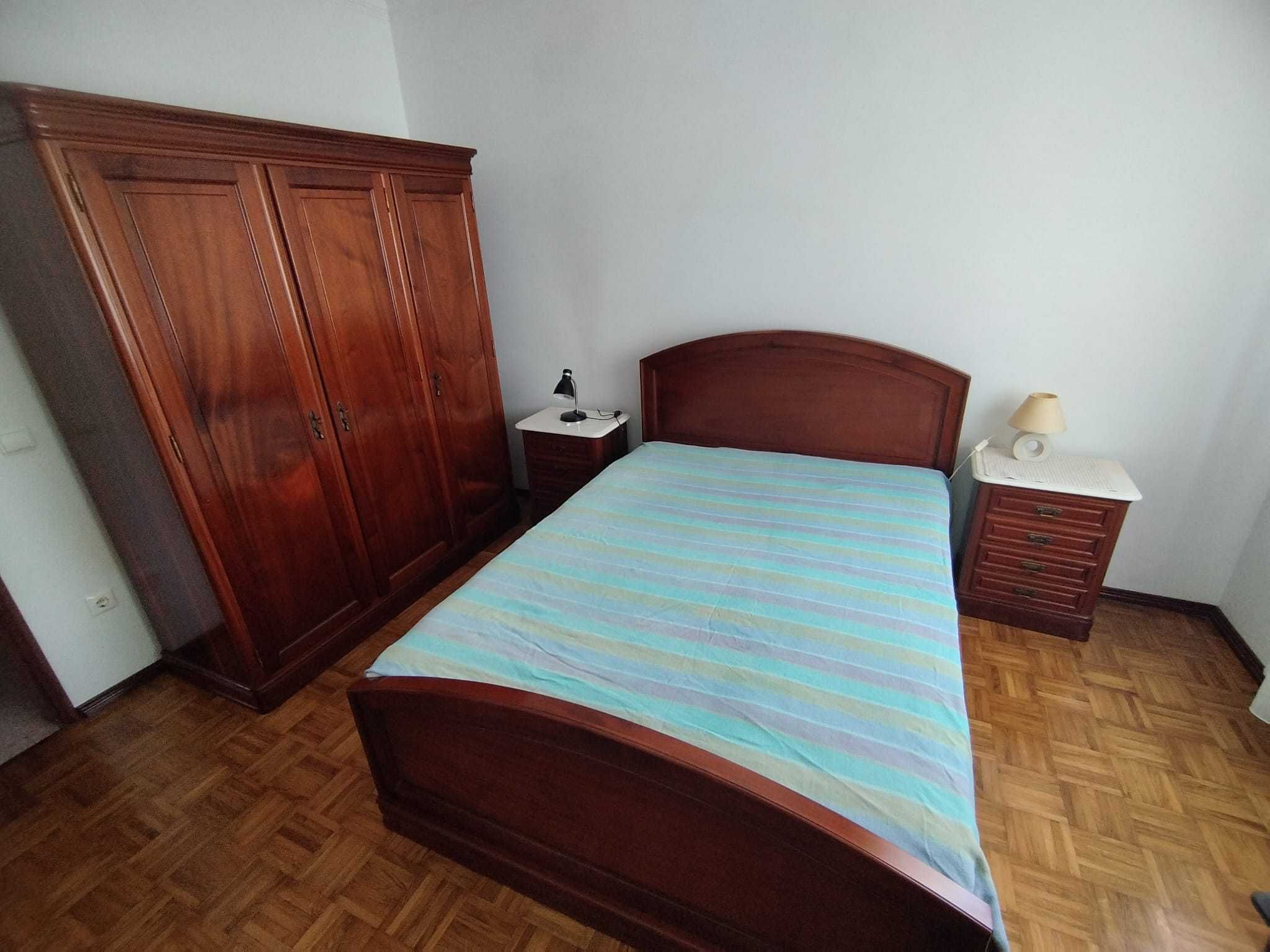 Apartamento T2 para Alugar ao ano
