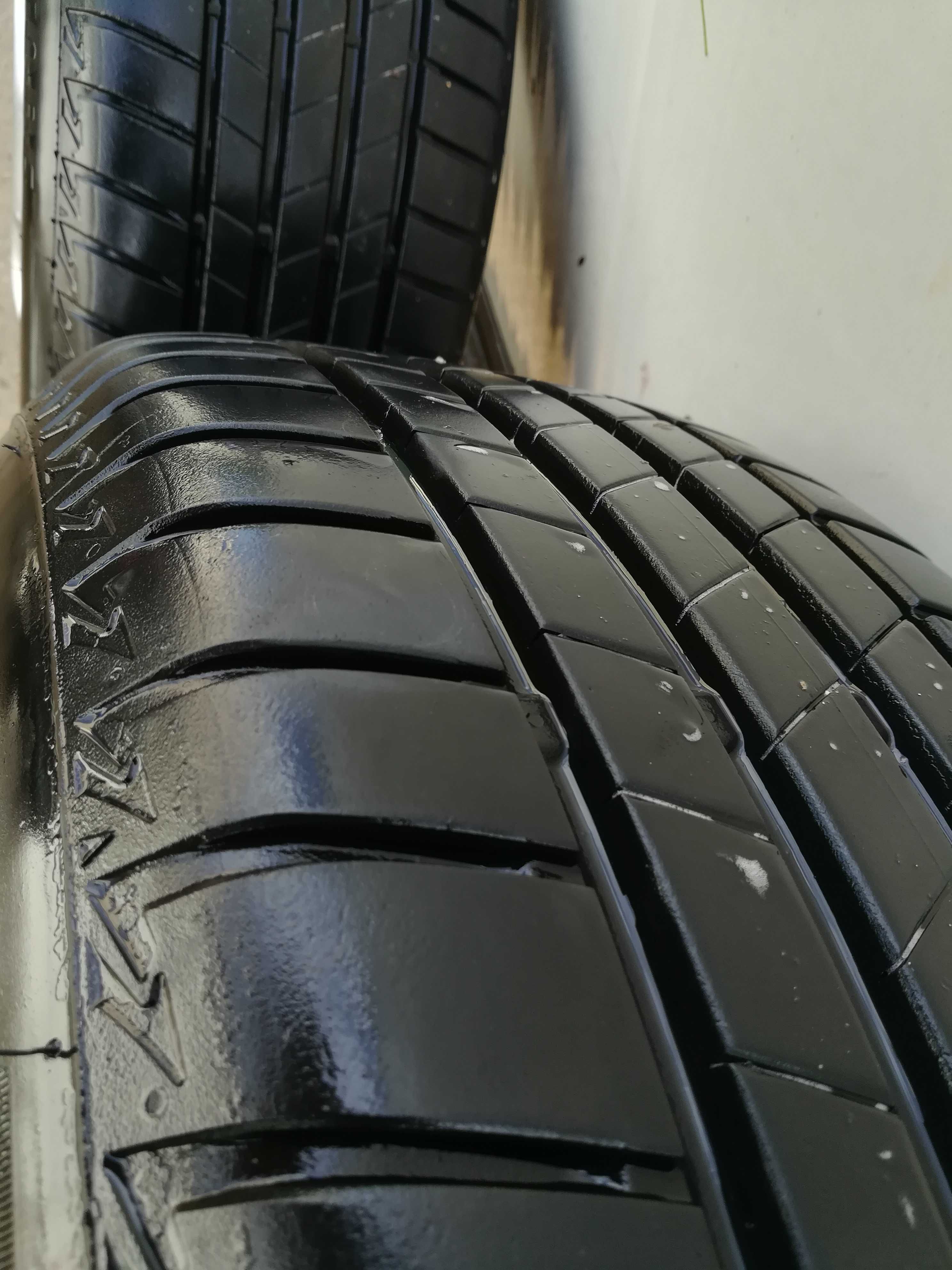 Jantes especiais com 4 Bridgestone Turanza T005 195/65R15