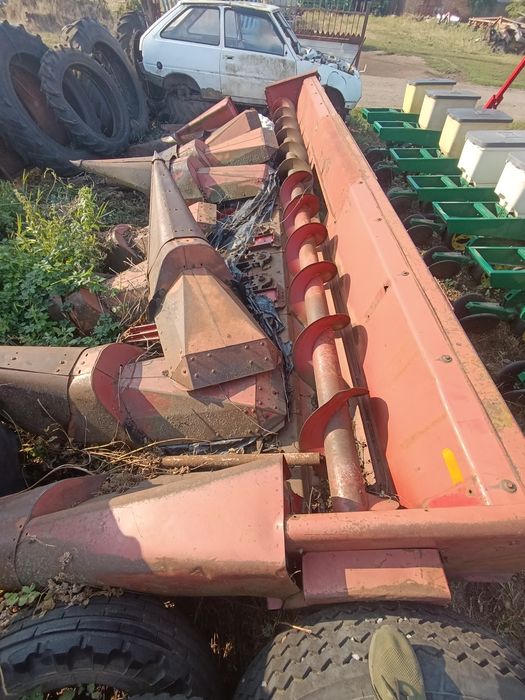 Жатка Кукурудзяна кейс 1083 8рядна