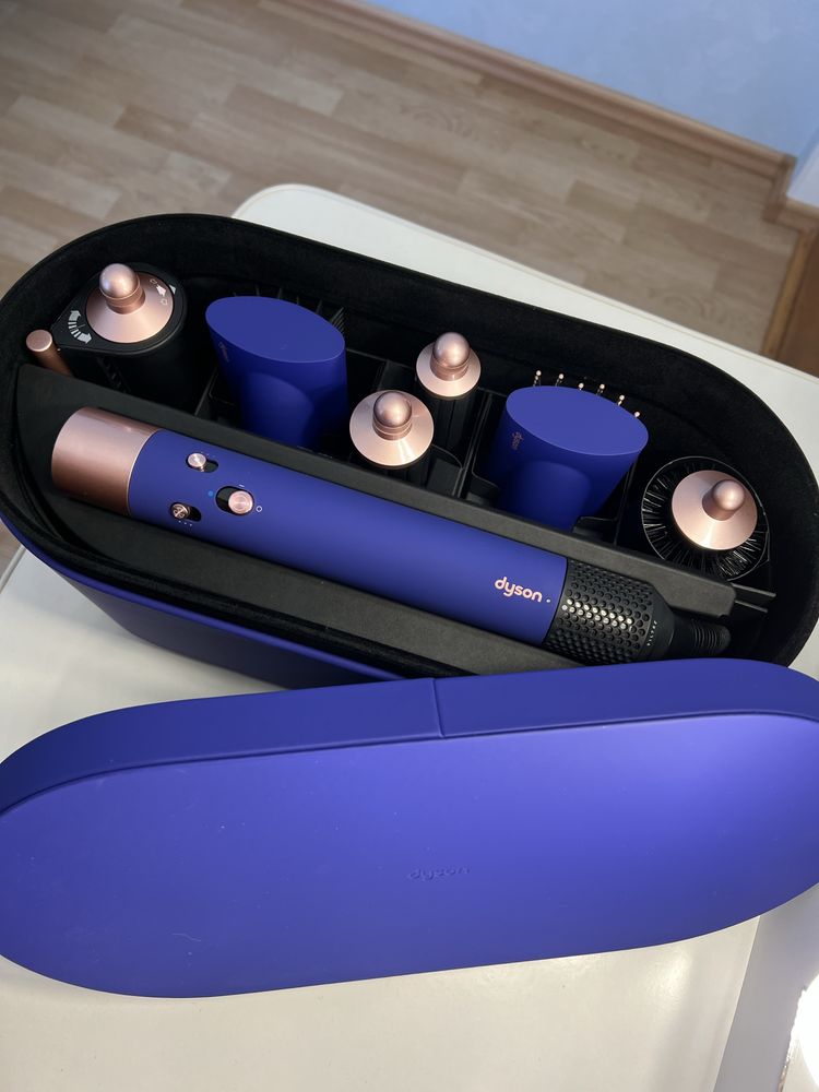 Оригінал Dyson Alrwrap Multi-styler Complete (Vinca Blue/Rose)