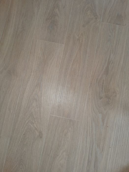 Продам лінолеум  б/у в гарному стані