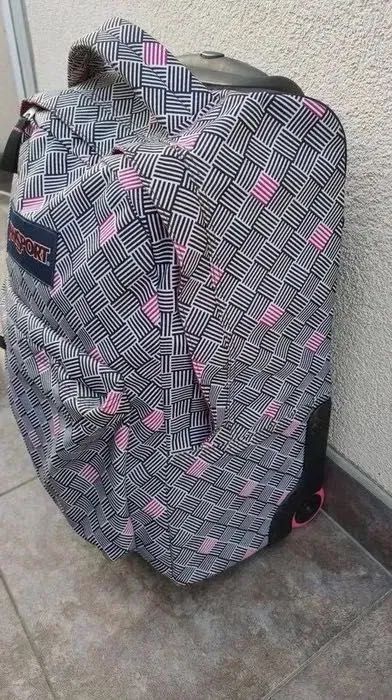 plecak torba walizka na kółkach jansport w kratę kratkę czarna różowa
