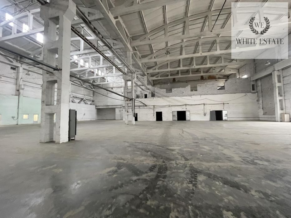 Склад з промисловою підлогою