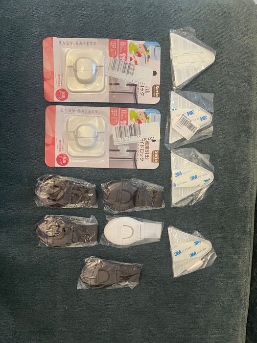 Захист від дітей для тумбочок, шаф, холодильника, шухляд