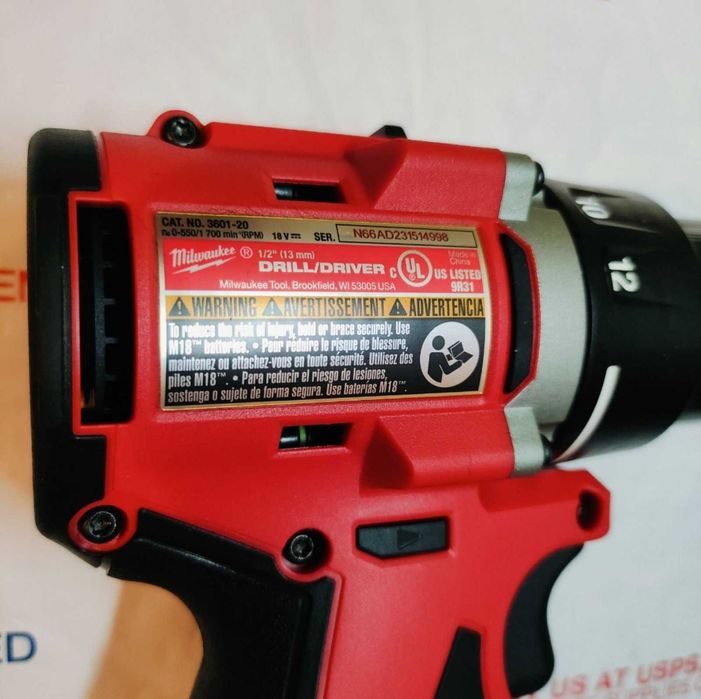 Wiertarko-wkrętarka 3601-20 M18 (BLDDRC) 18V 60Nm 13mm