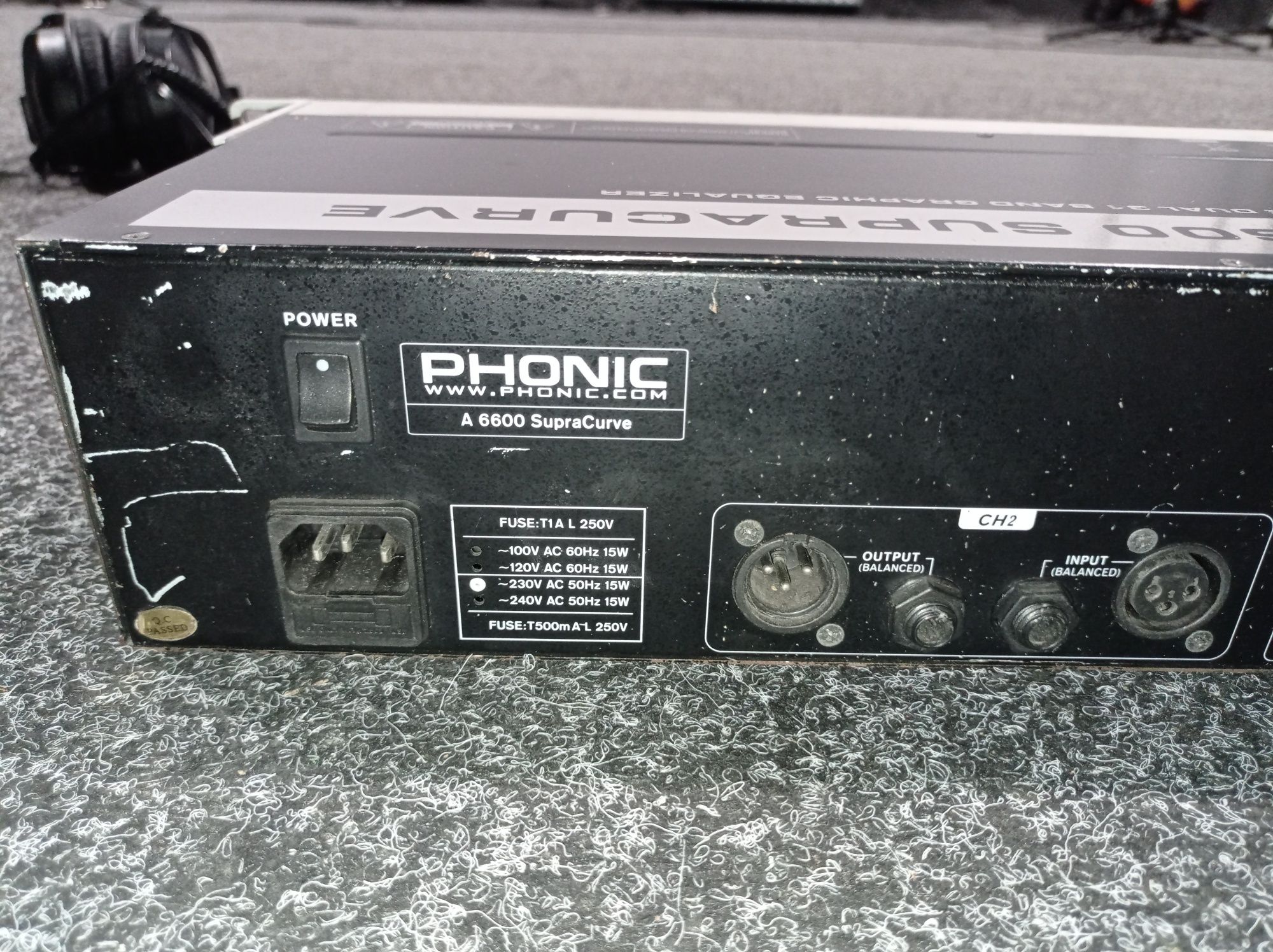 Phonic A6600 графический эквалайзер Б/У