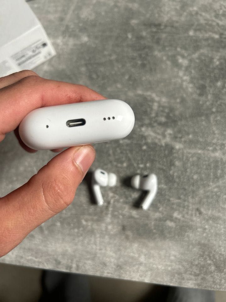 Навушники AirPod Pro 2-го покоління продам
