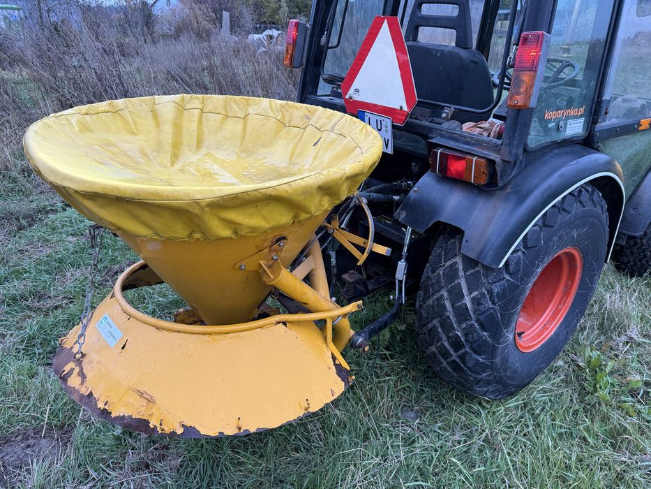 Ciagnik komunalny 4x4 osprzet zimowy akcja zima