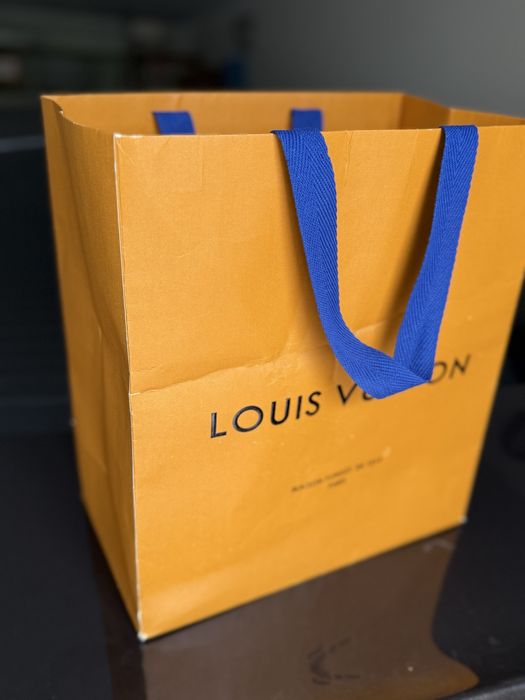Бумажный пакет Louis Vuitton