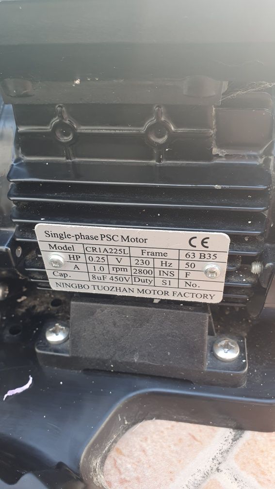 Bomba Piscina - Monobloco com bomba QP 300 EM PRÉ-FILTRO