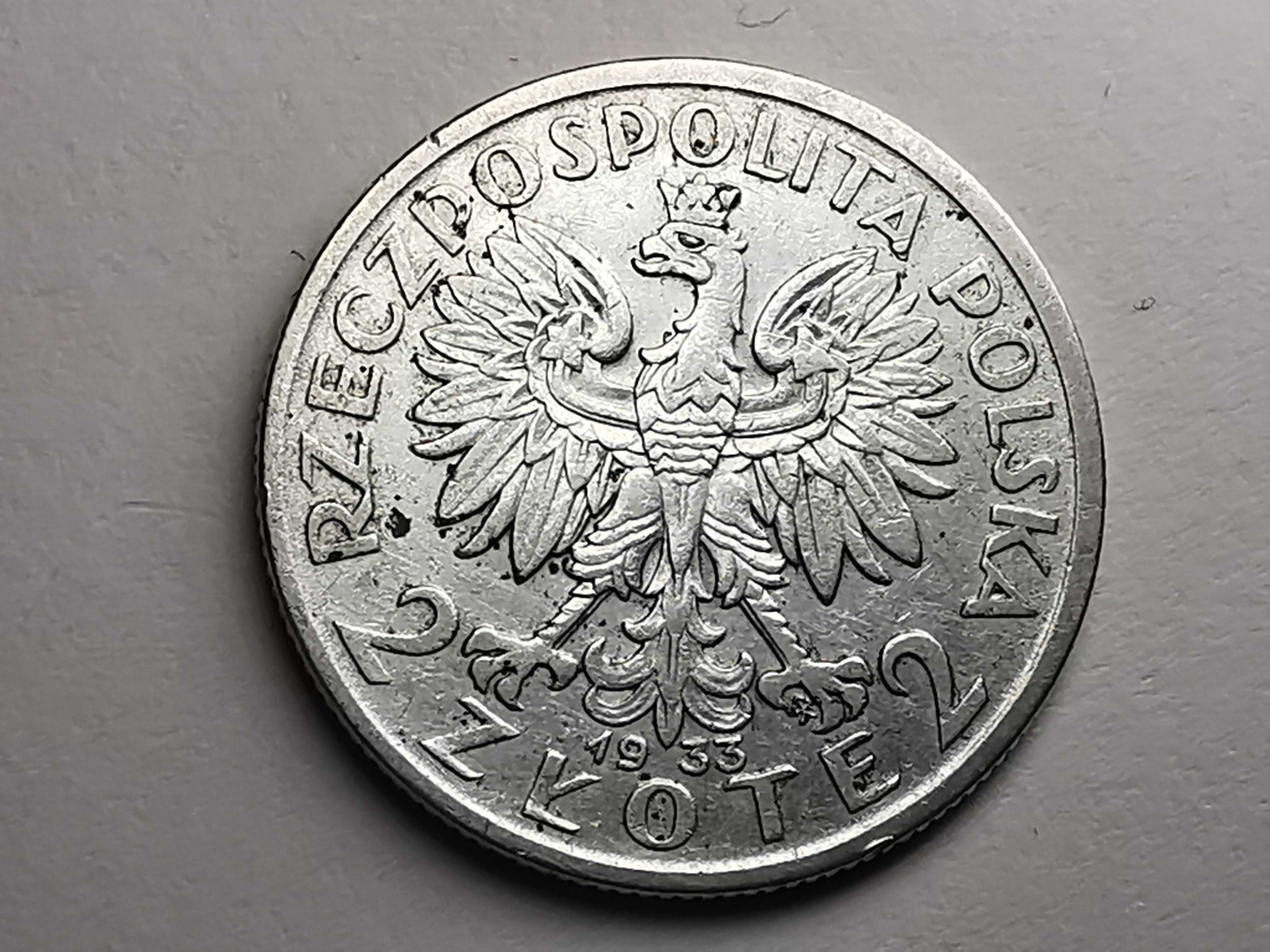 Moneta 2 złoty 1933r - głowa kobiety w czepcu.