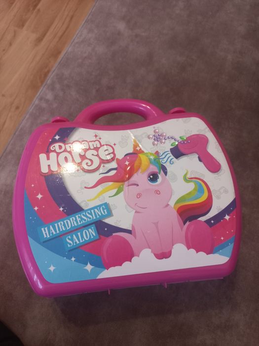 Salon fryzjerki dla konika