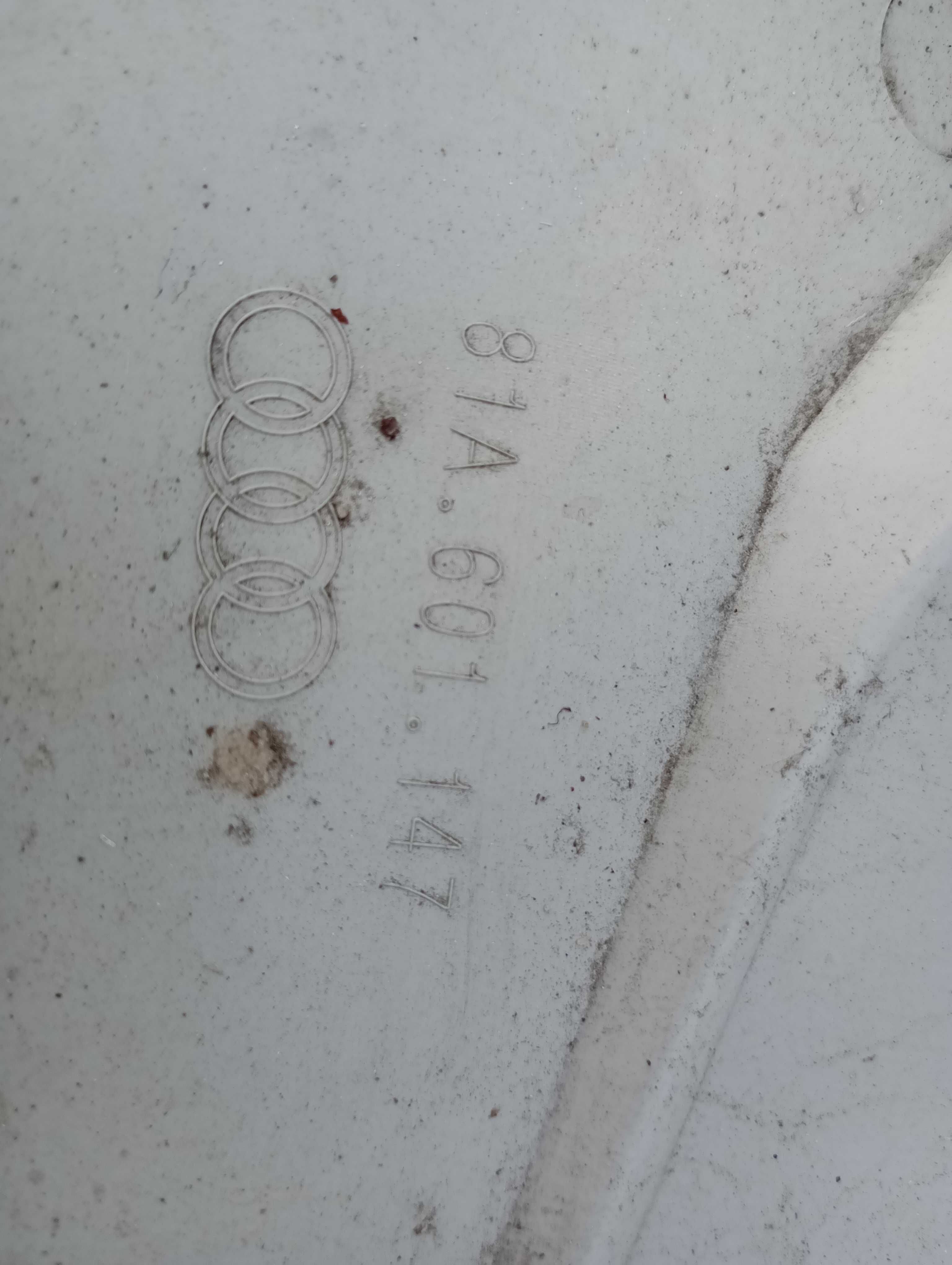 Kołpaki 16 cali oryginalne AUDI strukturalne A1 A3 A4 Q2 Q3 i inne