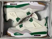 Jordan 4 Retro SB Pine Green 43