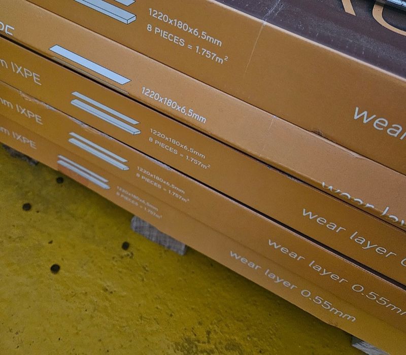 7m2 de pavimento vinil