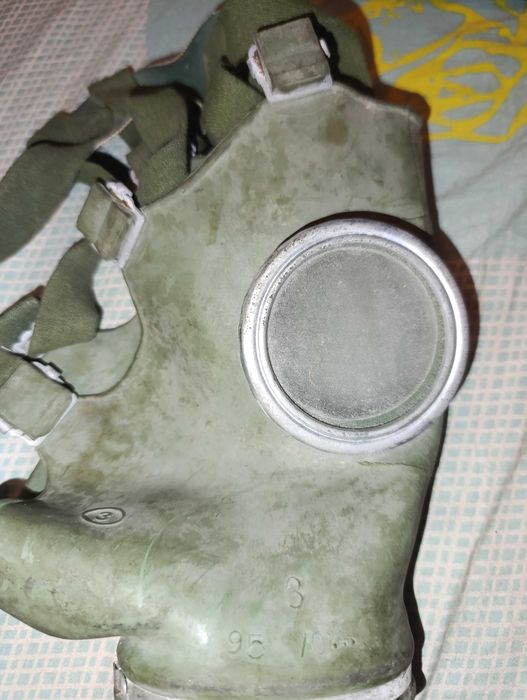 maska przeciwgazowa typu słoń - PRL