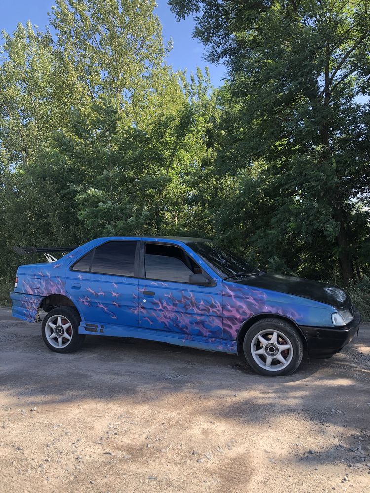 peugeot 405 1,9 бензин