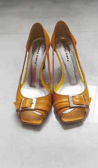 Skórzane żółte buty czółenka na obcasie Fabio Fabrizi rozmiar 36