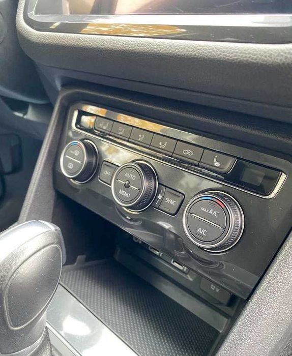 Volkswagen Tiguan 2018 року