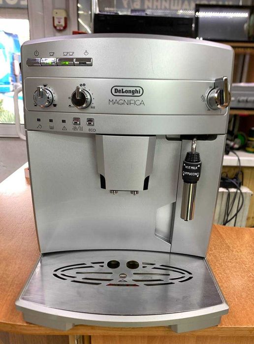 Кавомашина DeLonghi 
ESAM 03.126 S з Німечинни Б\В
