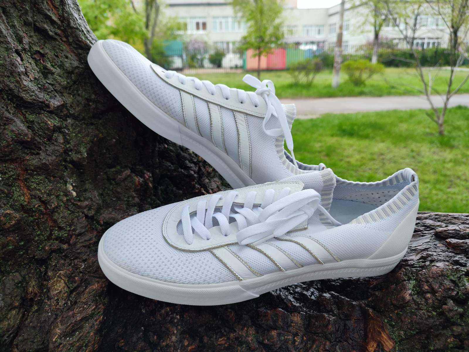 Adidas мужские новые летние кроссовки размер 46
