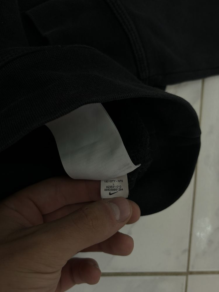 зіпка nike size L-M